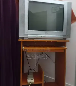 LG Flatron TV With Table