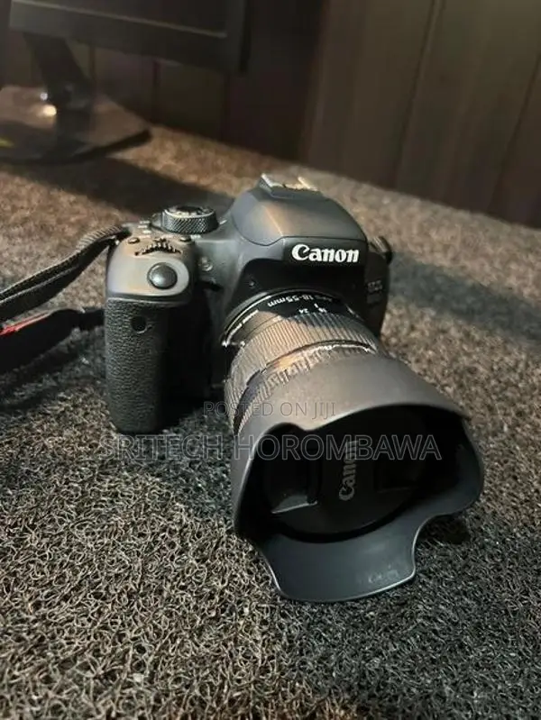 Canon 800D + Lense
