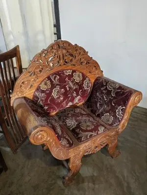 3 Pcs Kavichchi Set with Coffee Table