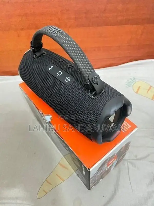 JBL Charge 6