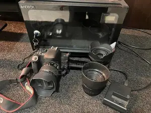 Canon 800D + Lense