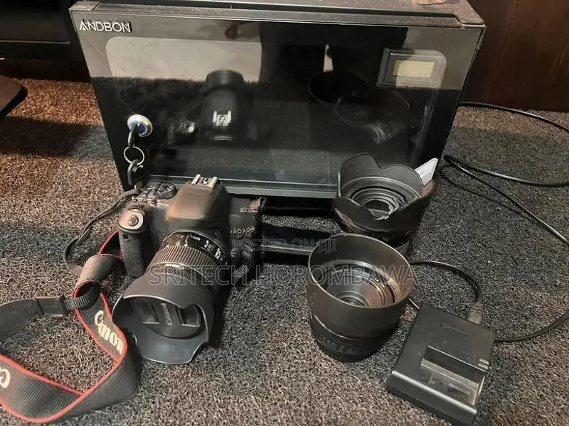 Canon 800D + Lense