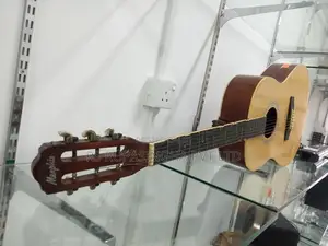Memphis Box Guitar