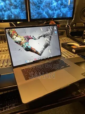 Apple MacBook Pro 16" | 1TB SSD 16GB RAM Full Set