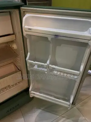 sisil refrigerator