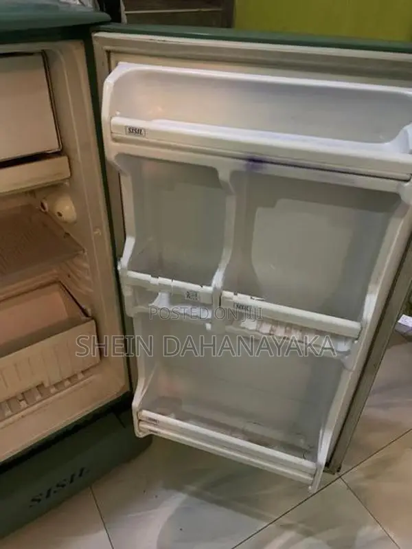sisil refrigerator
