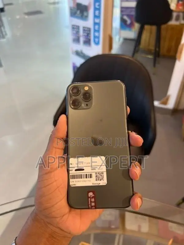 Apple iPhone 11 Pro (Used)