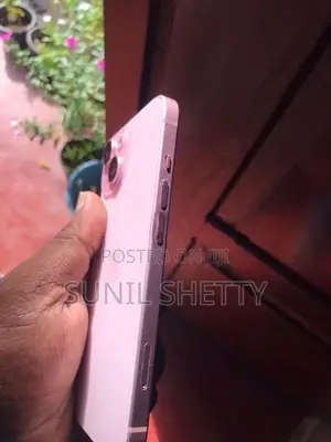 Apple iPhone 15 (Used)