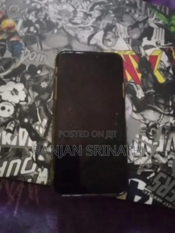 Apple iPhone X (Used)