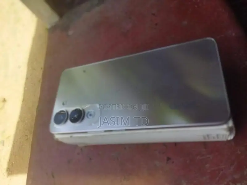 Vivo Y04 (Used)
