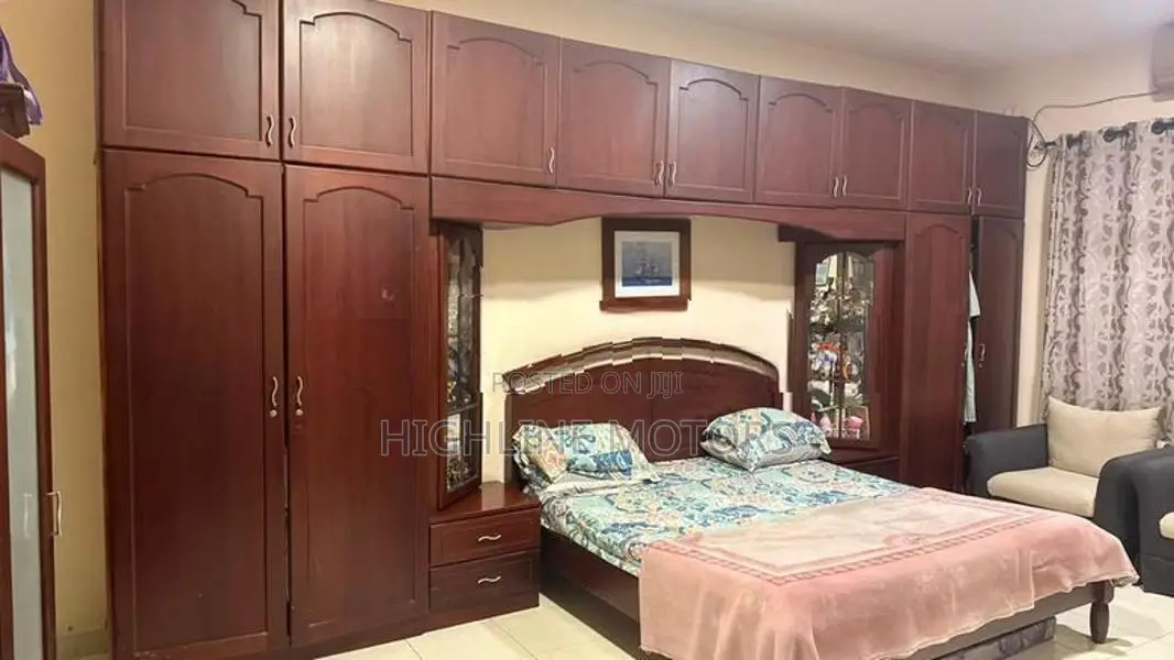 Furniture Set