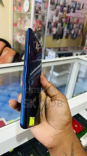 Oppo F11 (Used)