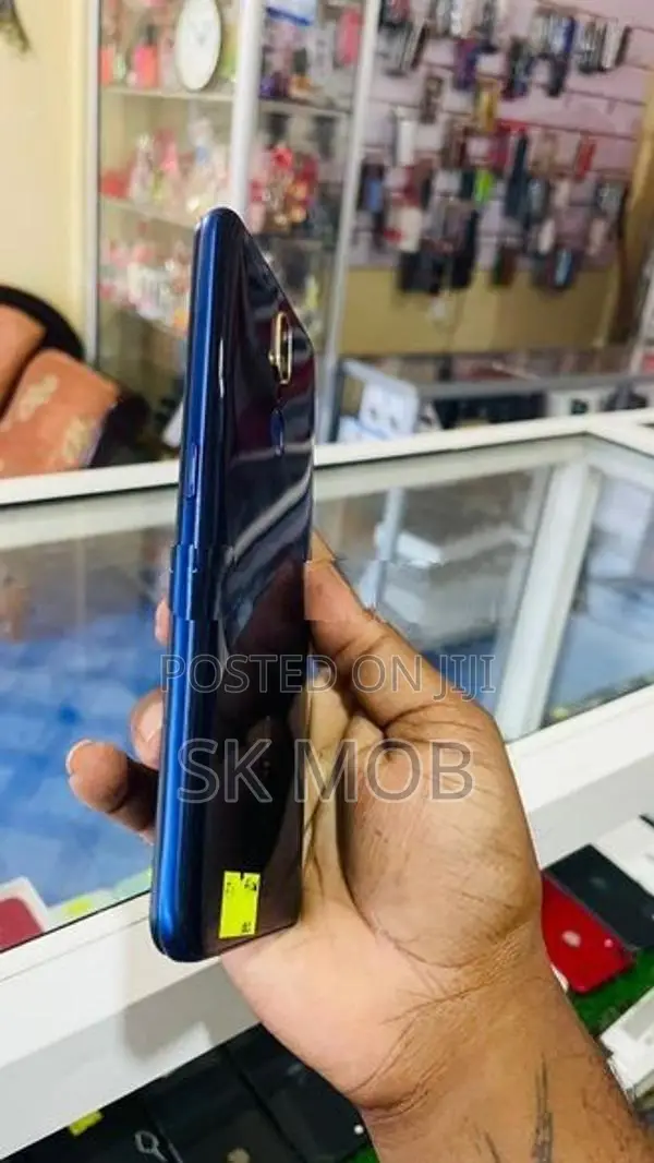 Oppo F11 (Used)