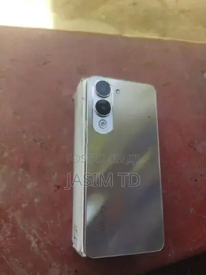 Vivo Y04 (Used)