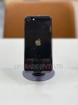 Apple iPhone SE 2 64GB (Used)