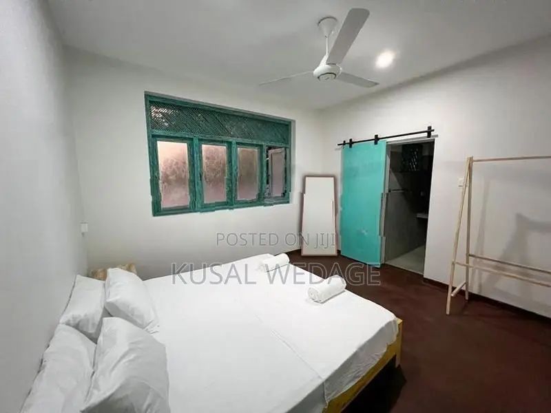 Teak Wood Bed With Mattress