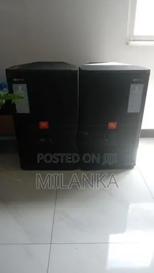 JBL srx715 Speakers