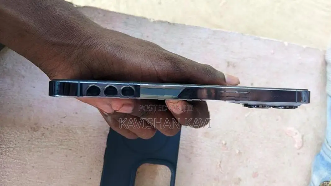 Apple iPhone 13 Pro (Used)