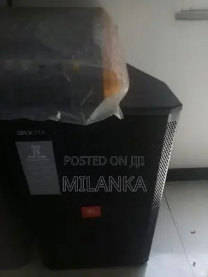 JBL srx715 Speakers