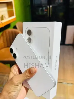 Apple iPhone 16 128GB (Used)