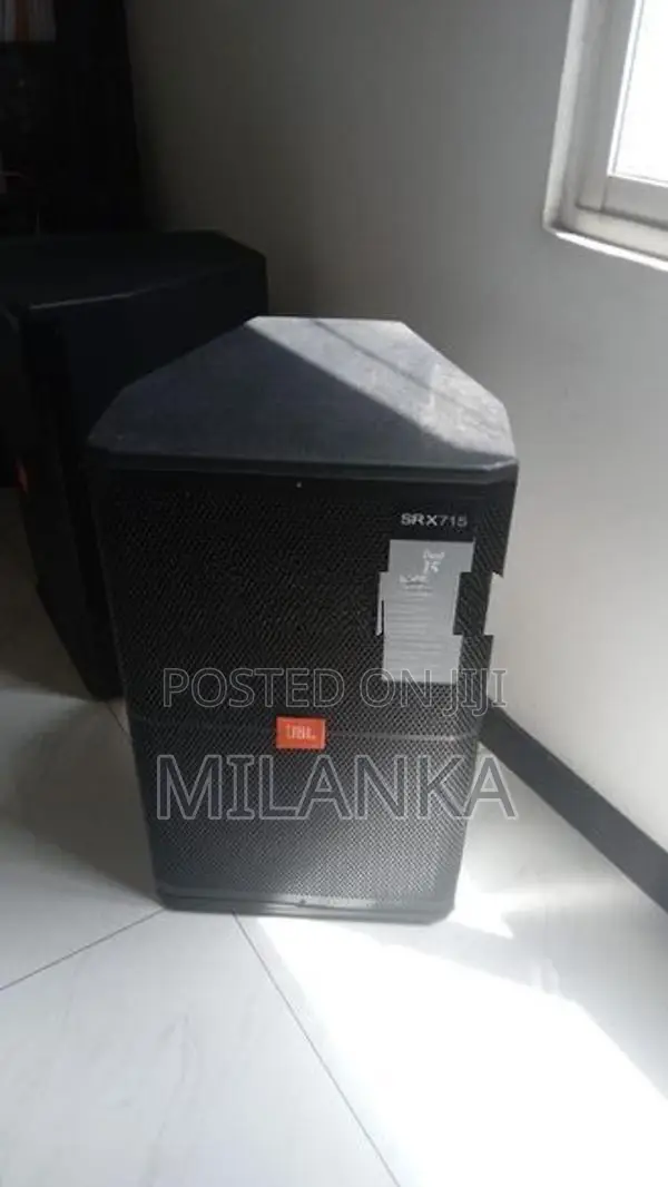 JBL srx715 Speakers