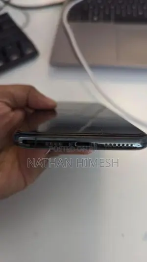 Apple iPhone 11 Pro Max (Used)