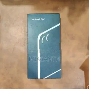 Samsung Galaxy Z Flip 7 (Used)