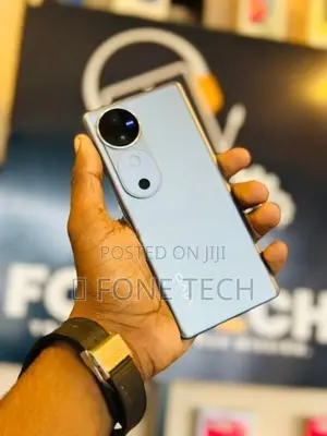 Vivo V40 8GB 128GB (Used)