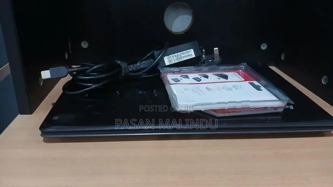 Lenovo Ideapad 300-15ISK Laptop