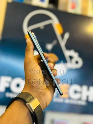 Vivo V40 8GB 128GB (Used)