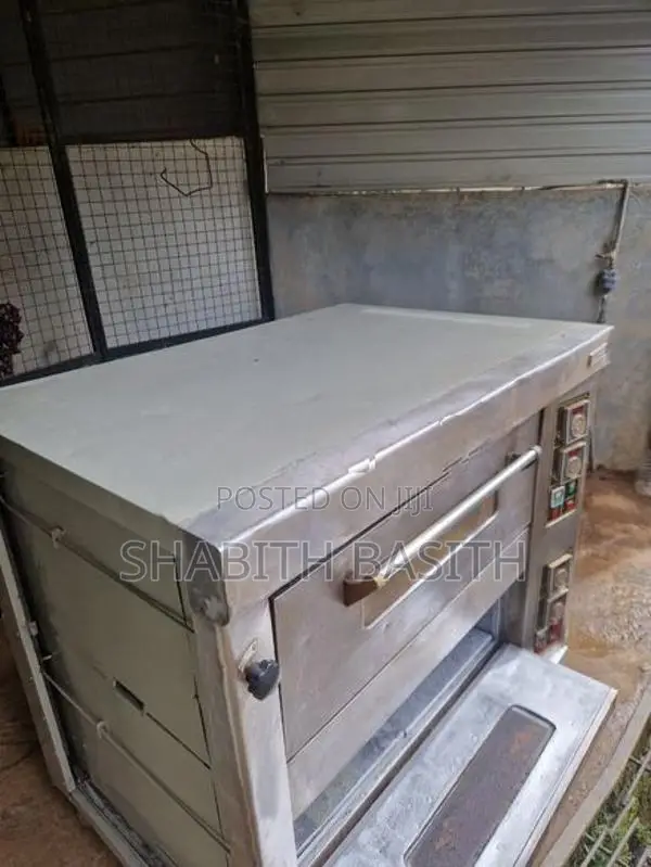 BERJAYA MALAYSIAN 2 DECK 4 TRAY GAS OVEN