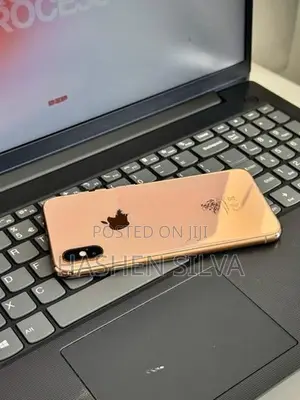 Apple iPhone XS (Used)