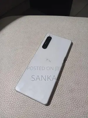 Sony Xperia 1 II (Used)