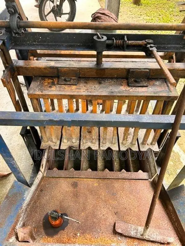 Block Gal Machine