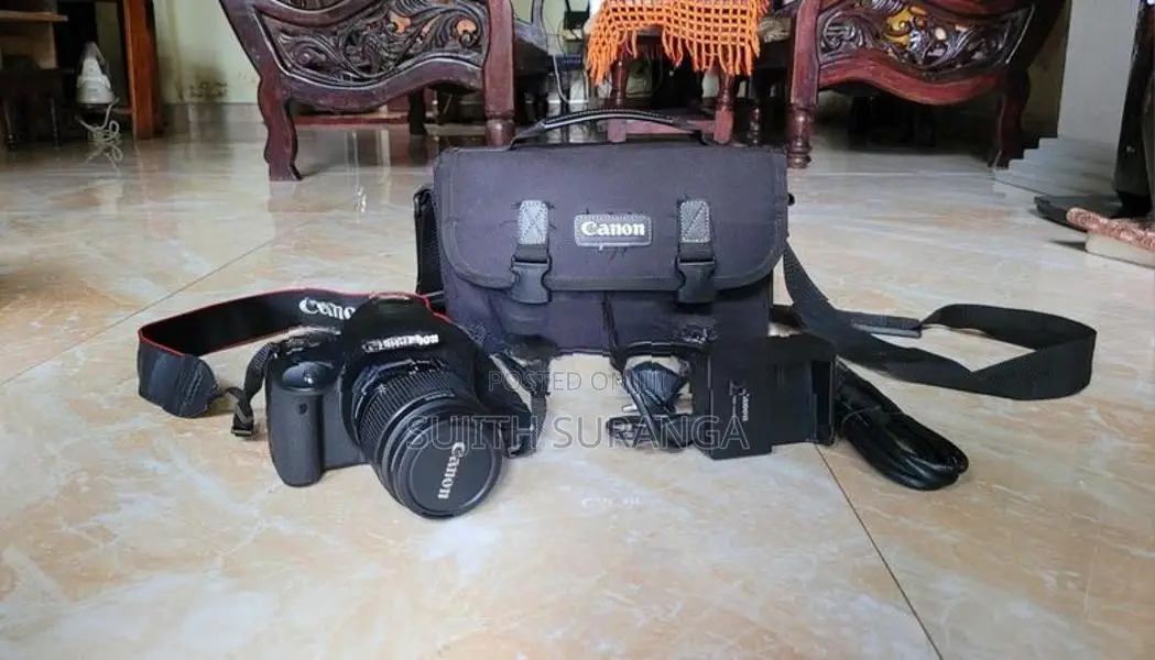 Canon EOS 550D Camera