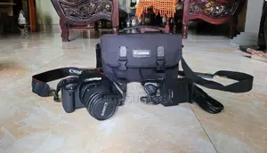 Canon EOS 550D Camera