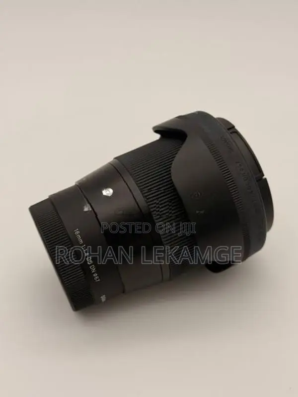 Sigma 16mm f/1.4 DC DN Contemporary Lens for Sony E