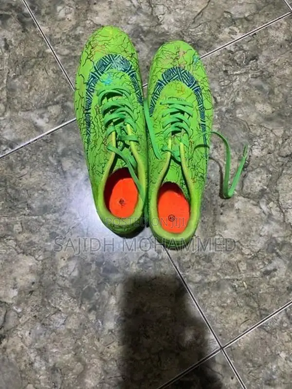 Spike Shoe