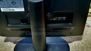 17 inch Samsung LCD Monitor