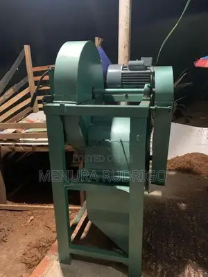 පොල්ලෙලි කපන මැශින්