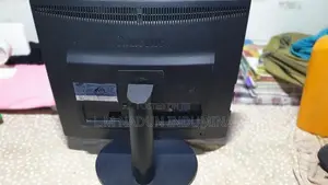 17 inch Samsung LCD Monitor