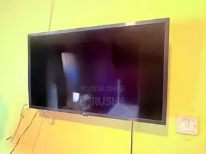LG 32" HD Smart LED TV