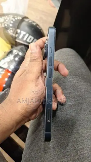 Apple iPhone 14 (Used)