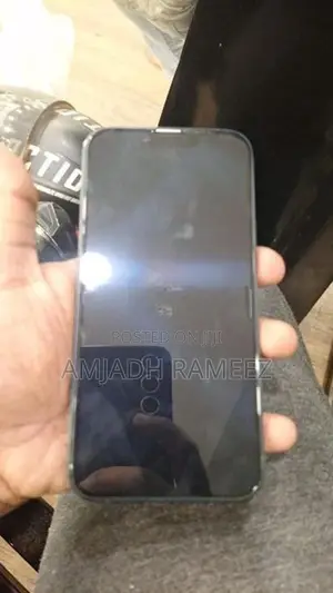 Apple iPhone 14 (Used)