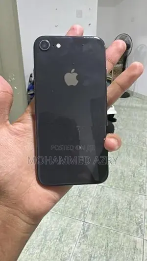 Apple iPhone 8 (Used)