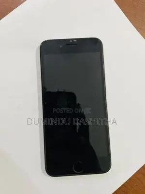 Apple iPhone SE 2 (Used)