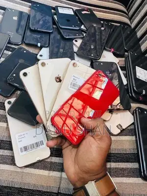 Apple iPhone 8 (Used)
