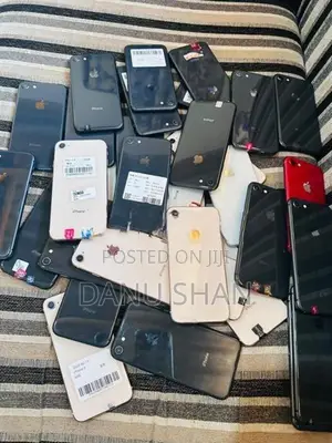 Apple iPhone 8 (Used)
