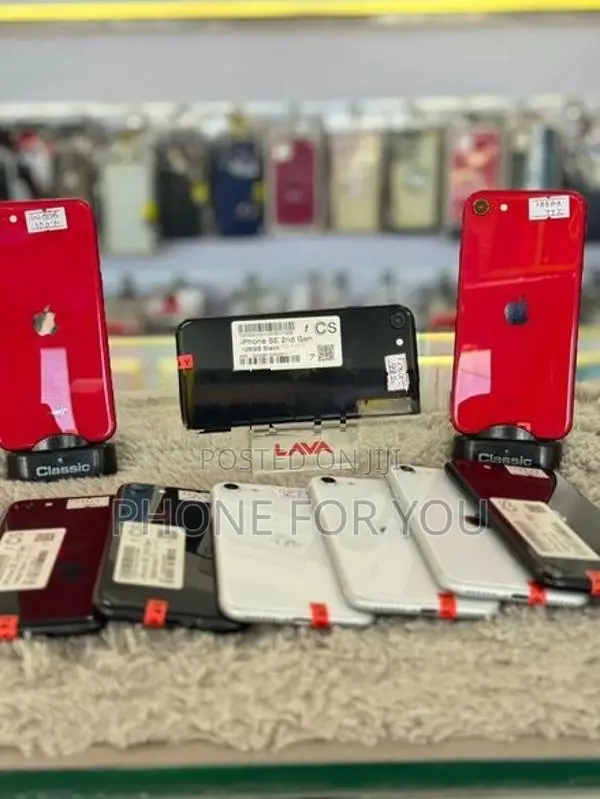 Apple iPhone SE 2 (Used)