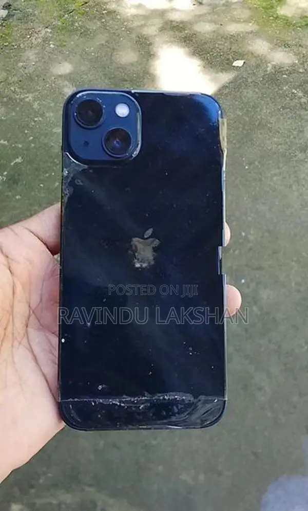 Apple iPhone 13 (Used)